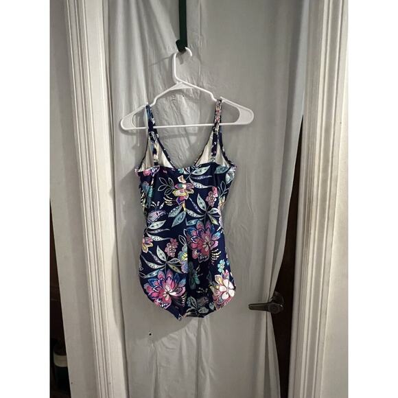 Maxine Of Hollywood Blue Floral One Piece Swimsuit Shirred Surplice Front Sz 8 - Picture 4 of 8